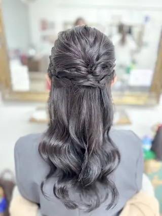 セミロング ヘアアレンジ ⭐︎moe 【ヘアセット🧸】のヘアスタイル