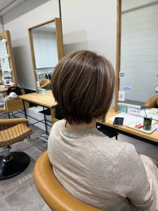 ミディアム 四ッ井 翔のヘアスタイル