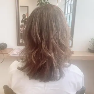 ミディアム パーマ 神田 菜々子のヘアスタイル