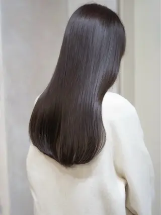 ロング ALLY 原宿のヘアスタイル