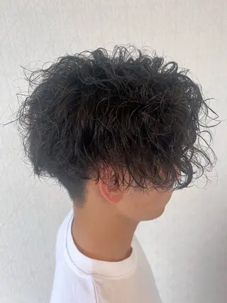 ショート パーマ 豊田 恭平のヘアスタイル