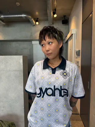 ショート カラー 艶髪施術 関谷ヒュウのヘアスタイル