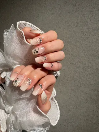 ネイル I-nailロング /ワンホン/キラキラのネイルデザイン
