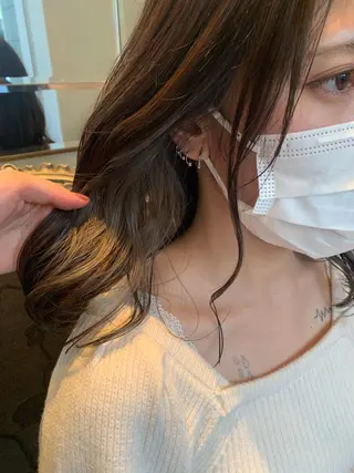ミディアム Takahashi Yuriのヘアスタイル