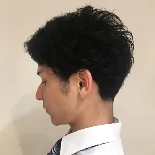 ショート メンズ ウルフカット／吉村 桃子のヘアスタイル
