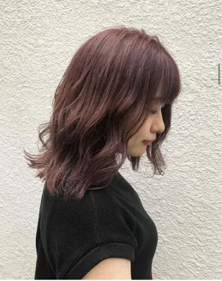 ミディアム カラー 矢田 沙希のヘアスタイル