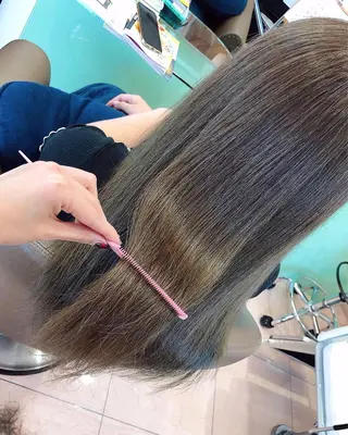 ロング 松田 みのりのヘアスタイル