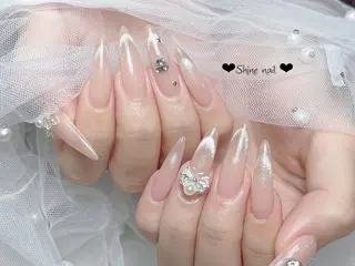 ネイル サイナネイル🎀 長さ出し専門店のネイルデザイン