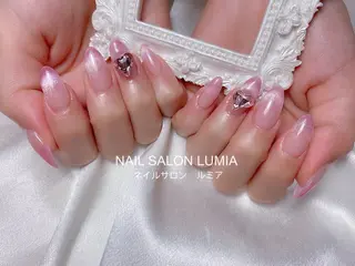 ネイル ネイルサロン ルミア Lumia 店長施術のネイルデザイン