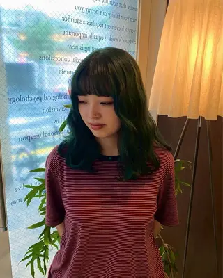 カラー maki／博多／透明 感カラーのヘアスタイル