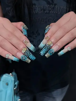 ネイル Eli Muse 新宿ネイルのネイルデザイン