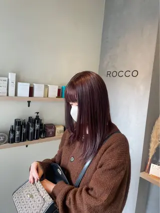 ロング カラー ROCCO アイナ/ レイヤー透明感カラーのヘアスタイル