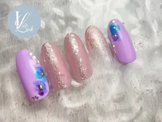 ネイル LadyLuck Ayanoのネイルデザイン