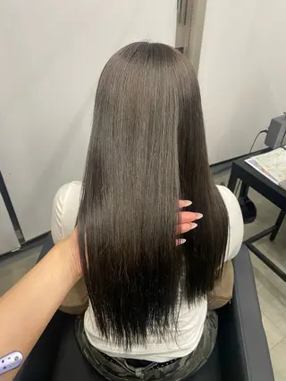 カラー 𝗮𝘆𝘂𝗺𝗶 ハイトーン🎀のヘアスタイル