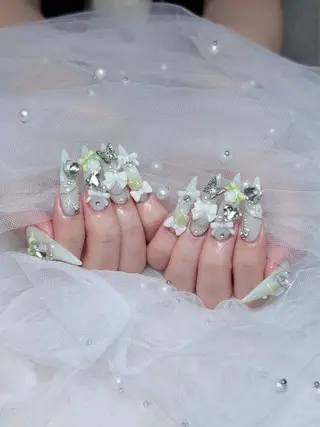 ネイル Eli Muse 新宿ネイルのネイルデザイン