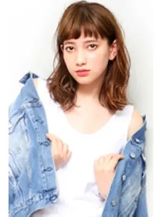 ミディアム 千葉 絵里花のヘアスタイル