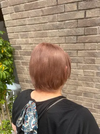 ミディアム ハイトーン✖️ 縮毛矯正シュンペイのヘアスタイル