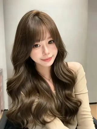 カラー ロング 韓国特化エクステ BIZEのヘアスタイル
