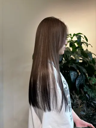 ロング カラー ' RYOKAのヘアスタイル