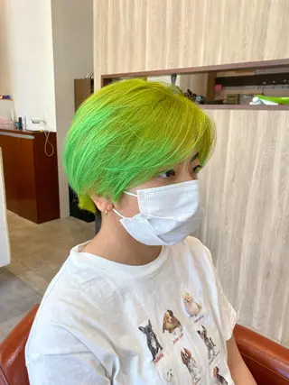 ショート カラー ⭐️カラー特化⭐️ 安達佑紀のヘアスタイル