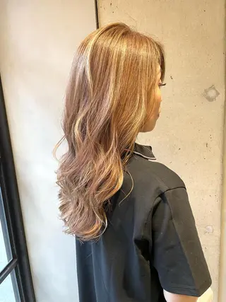 ロング カラー ハイライトが 得意なニキです😊のヘアスタイル