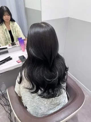 ロング カラー 🇰🇷韓国風艶髪✨ 髪質改善 倉岡しおんのヘアスタイル