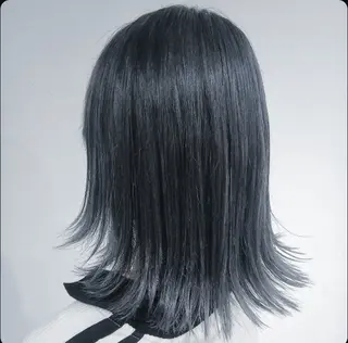 ミディアム セナ✨ ブリーチカラーのヘアスタイル