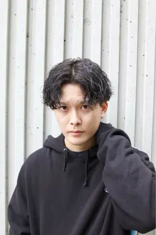 パーマ メンズ メンズパーマ特化/ シャドウ/波巻/陸翔のヘアスタイル