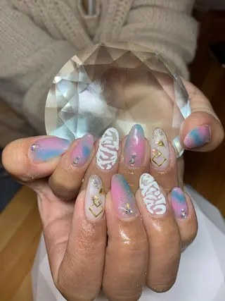 ネイル LAVISH 大和店 🤱子連れ大歓迎のネイルデザイン