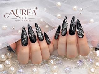 ネイル H-nail ロング/3D/Y2Kのネイルデザイン