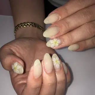 ネイル aya 🍓のネイルデザイン