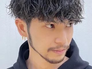 ショート パーマ メンズ 山梨メンズパーマ 波巻きパーマ石原大地のヘアスタイル