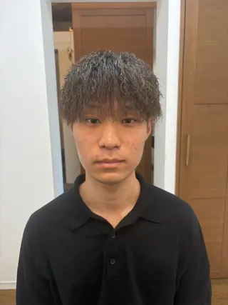 ショート I'sm KOUSAKUのヘアスタイル
