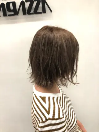 ショート カラー 東條 克義のヘアスタイル
