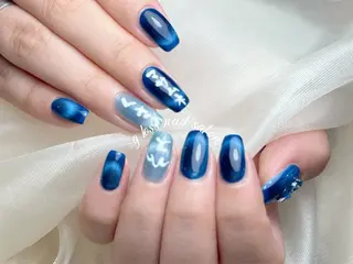 ネイル りこ🫧 gloss nailのネイルデザイン