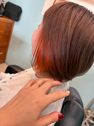 ショート カラー 通い続けられるサロン ママ美容師　明日香のヘアスタイル