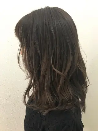 ミディアム カラー ヘアアレンジ 【体験】韓国 メイク&ヘア天神のヘアスタイル
