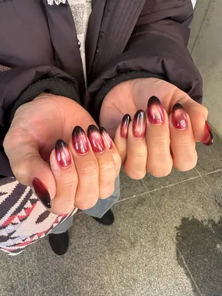 ネイル 長谷川 奈緒美のネイルデザイン
