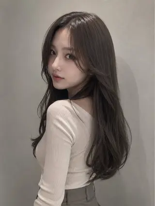 カラー ヘアアレンジ‎‎🪽 艶カラー ☆ yuiのヘアスタイル