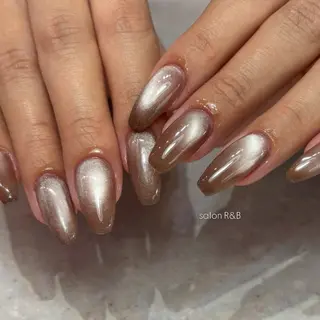 ネイル salon R&B Jr.ネイリストのネイルデザイン
