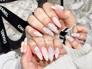 ネイル ✨Nailsalon Vi+✨のネイルデザイン