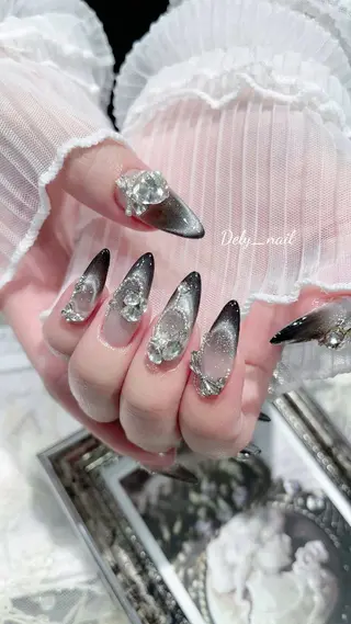 ロング Dely Nailのネイルデザイン