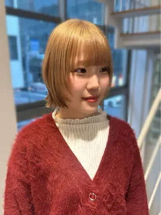 ショート urara♡/ Bob.透明感カラーのヘアスタイル