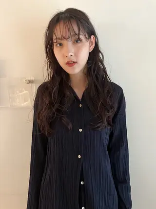 セミロング パーマ nishi fuyumiのヘアスタイル