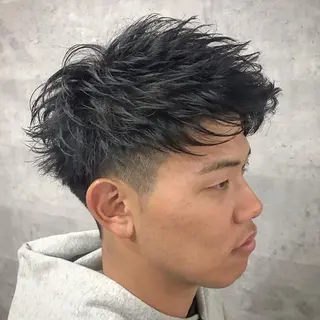 ショート カラー 上霜 菜月のヘアスタイル