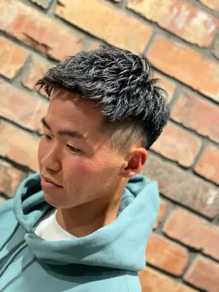 ショート 中越 仁一郎のヘアスタイル