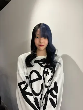 ロング カラー colorlist 🖤SARASAのヘアスタイル