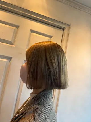 ショート カラー 透明感カラー💜 モテ髪 空陽💙のヘアスタイル