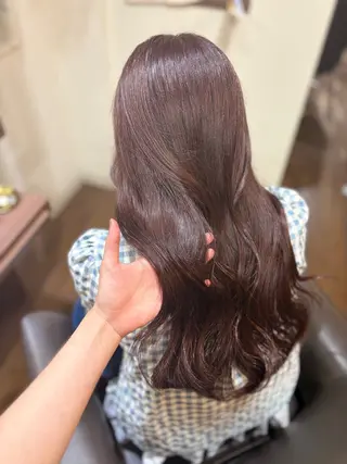 ロング カラー 三浦 萌佳のヘアスタイル