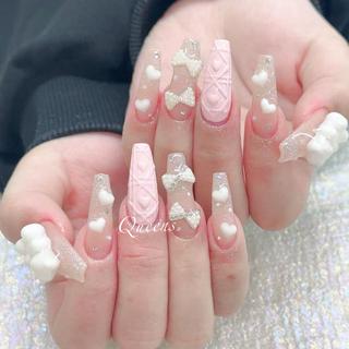 ネイル Queens テイのネイルデザイン